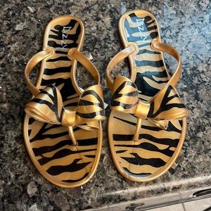 Dizzy Animal Print Bow Sandals 7NWT